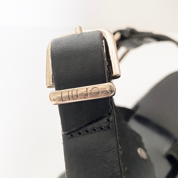 *SOLD* Liu Jo Black Flat Sandals - Picture 2 of 3